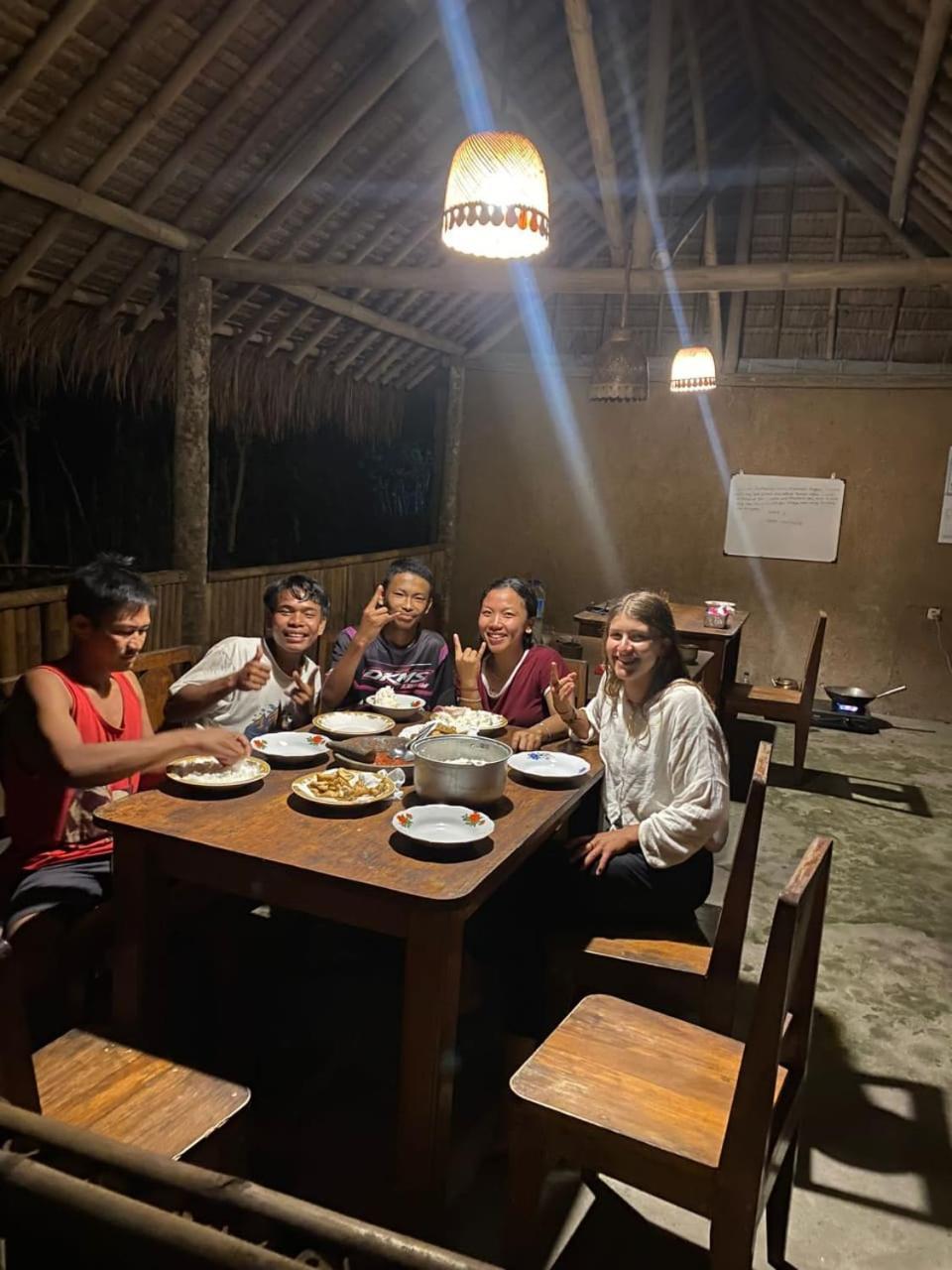New Rinjani Homestay Тетебату Номер фото